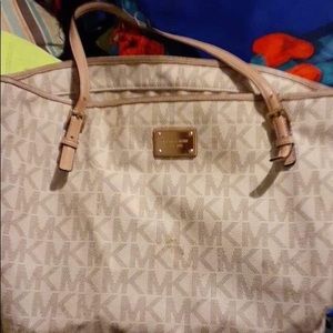 Mk purse - used but great condition